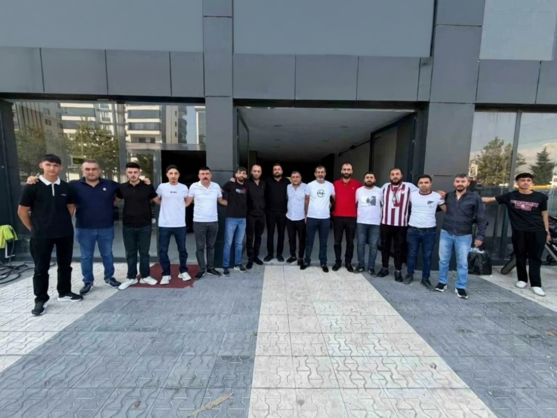 Elazığspor taraftarları Gakgoşlar Derneği çatısı altında tek çatıya toplandı