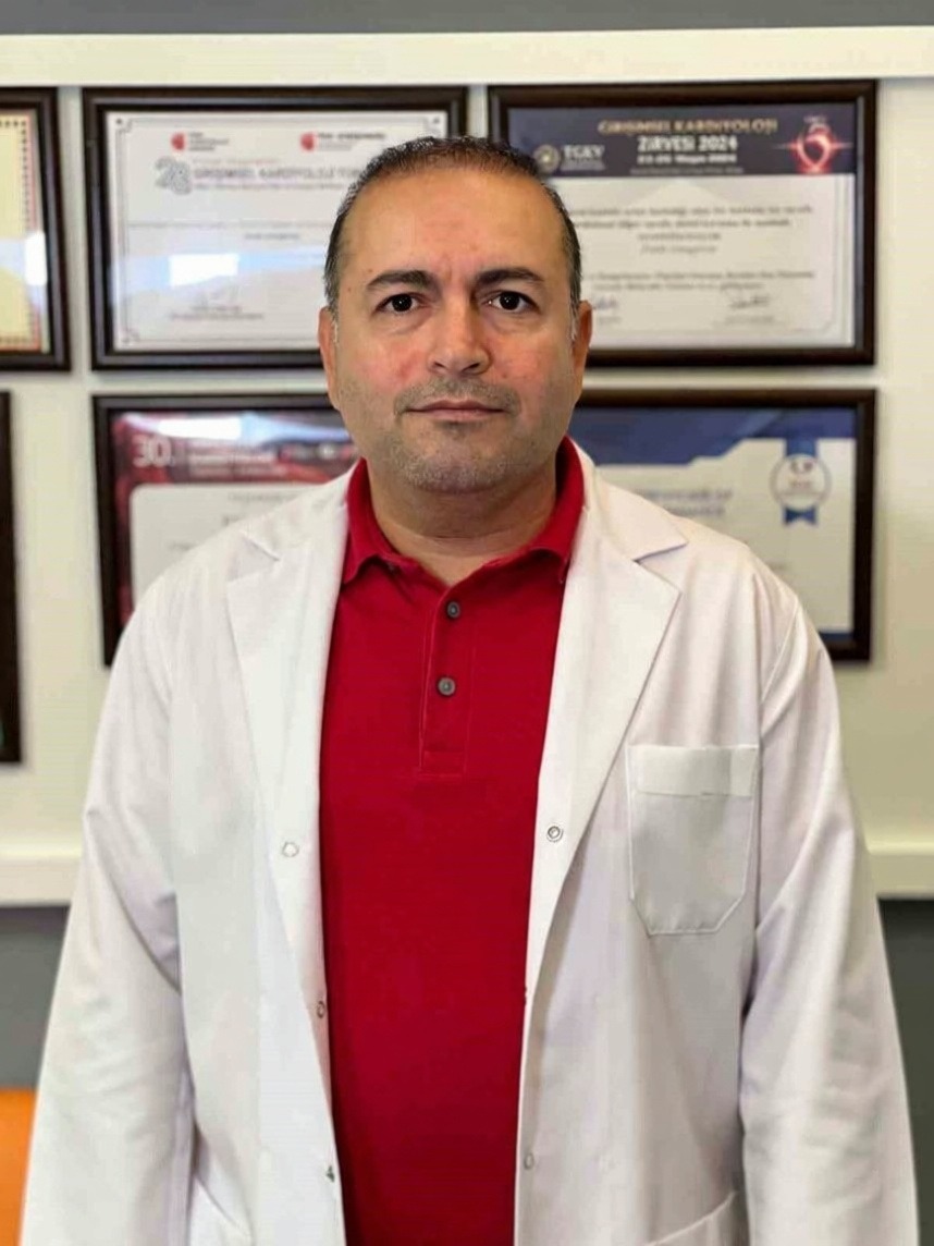 Uzman doktor Frank işaretinin tek başına kalp hastalığı belirtisi olmadığını belirtti