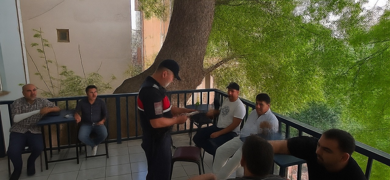 Bilecik jandarması köylerde dolandırıcılık ve hırsızlığa karşı bilgilendirme yaptı