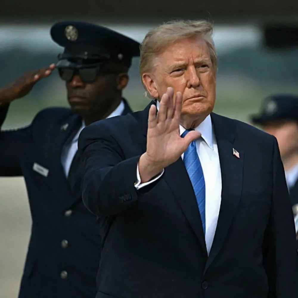 Trump, İran'ın Lark Adası saldırısı sonrası sert yanıt vereceklerini açıkladı
