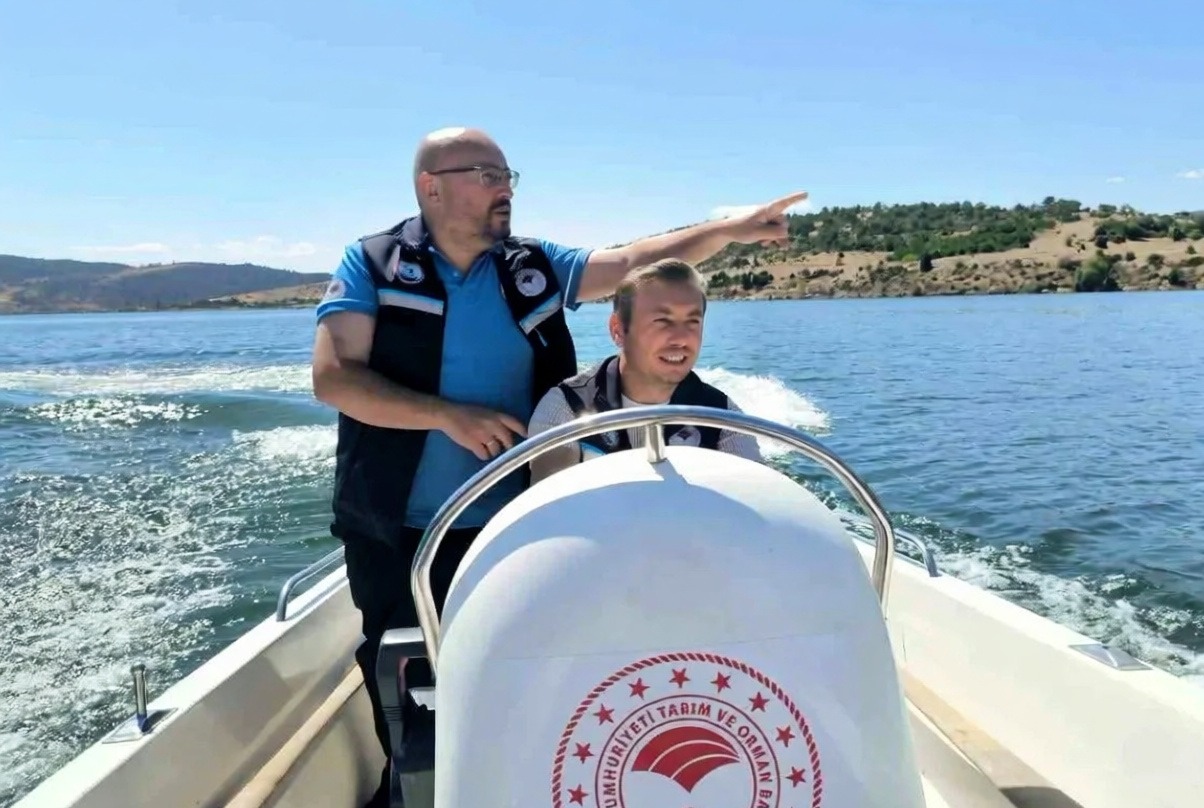 Kayaboğazı Baraj Gölü'nde sahipsiz balık ağlarına yönelik denetim yapıldı