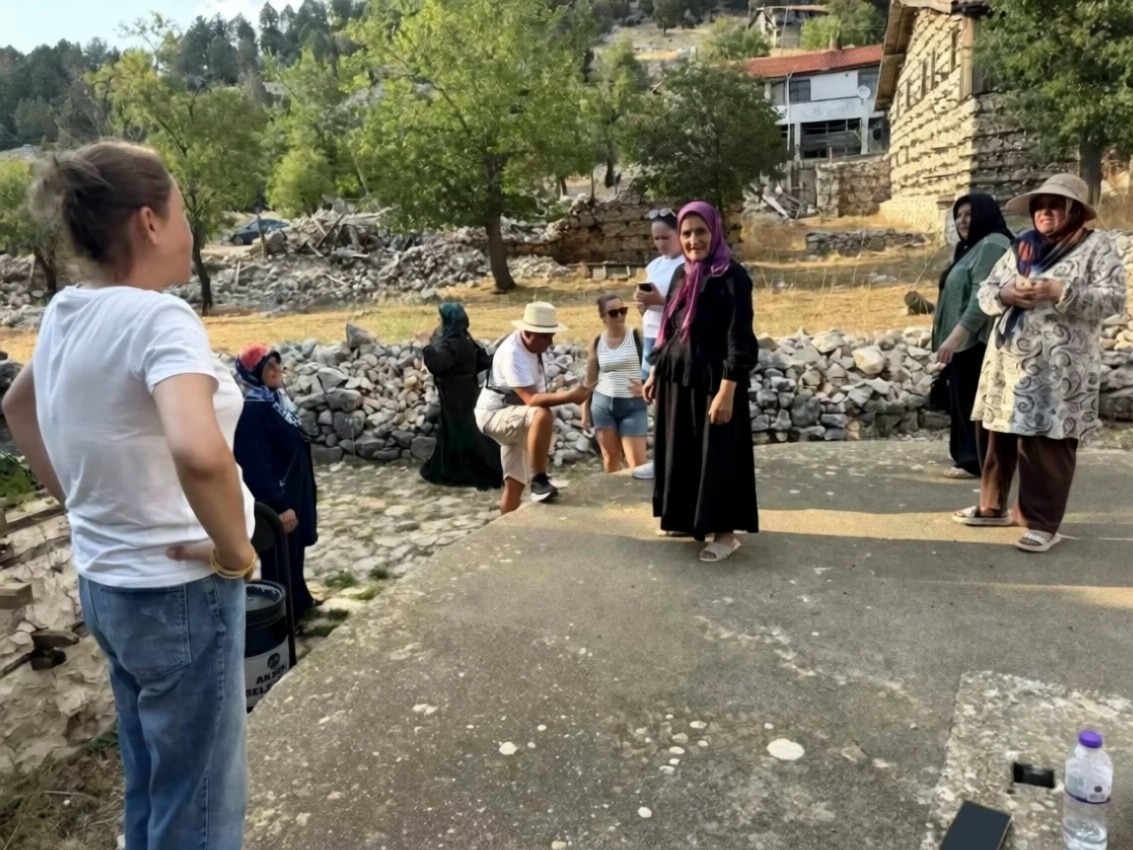 Antalya'nın tarihi Sarıhacılar köyü 8 ayda 100 binden fazla turist ağırladı
