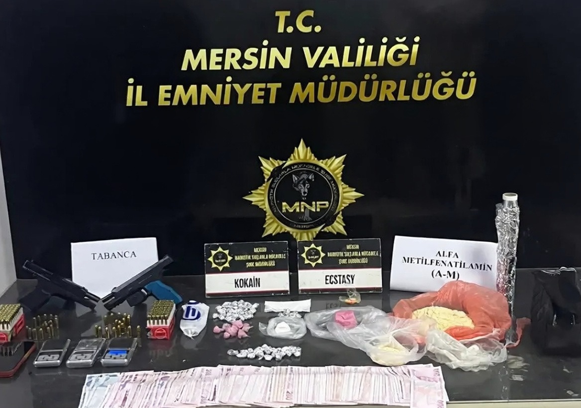 Mersin'de uyuşturucu operasyonunda 2 zanlı tutuklandı