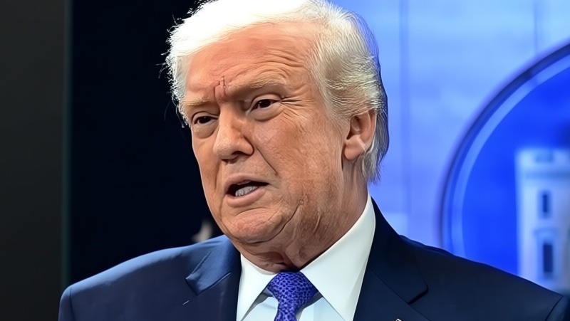 Trump veri merkezlerine kendi elektriğini üretme ve halka pay ödeme çağrısı yaptı