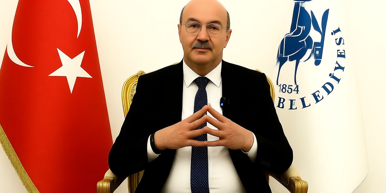 Akşehir Belediye Başkanı Köksal ve 14 meclis üyesi CHP'den istifa etti