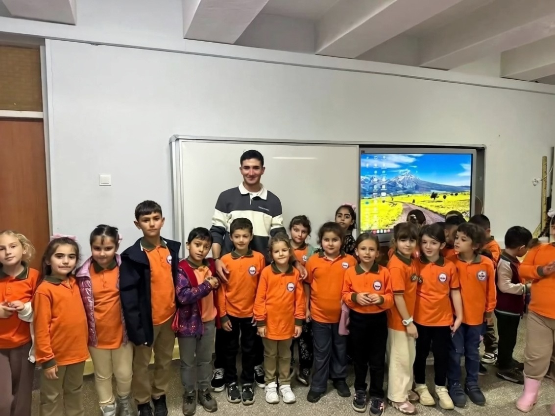 Erfelek'te ilkokul öğrencilerine bağımlılıkla mücadele eğitimi verildi