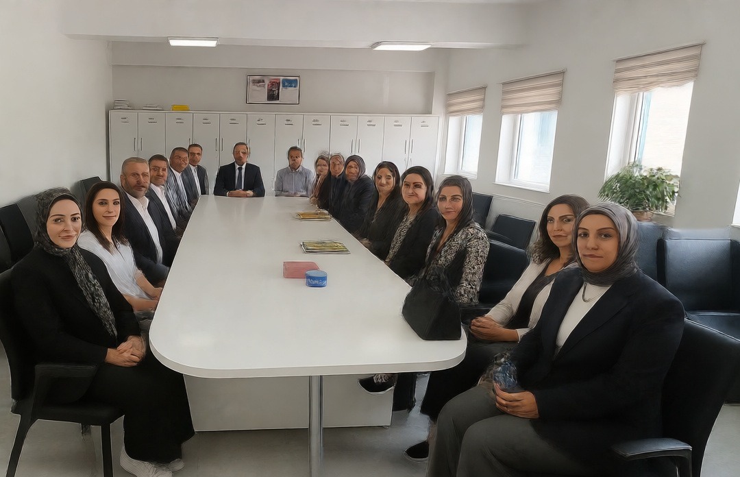 Bayburt İl Milli Eğitim Müdürü Kahraman okulları ziyaret etti