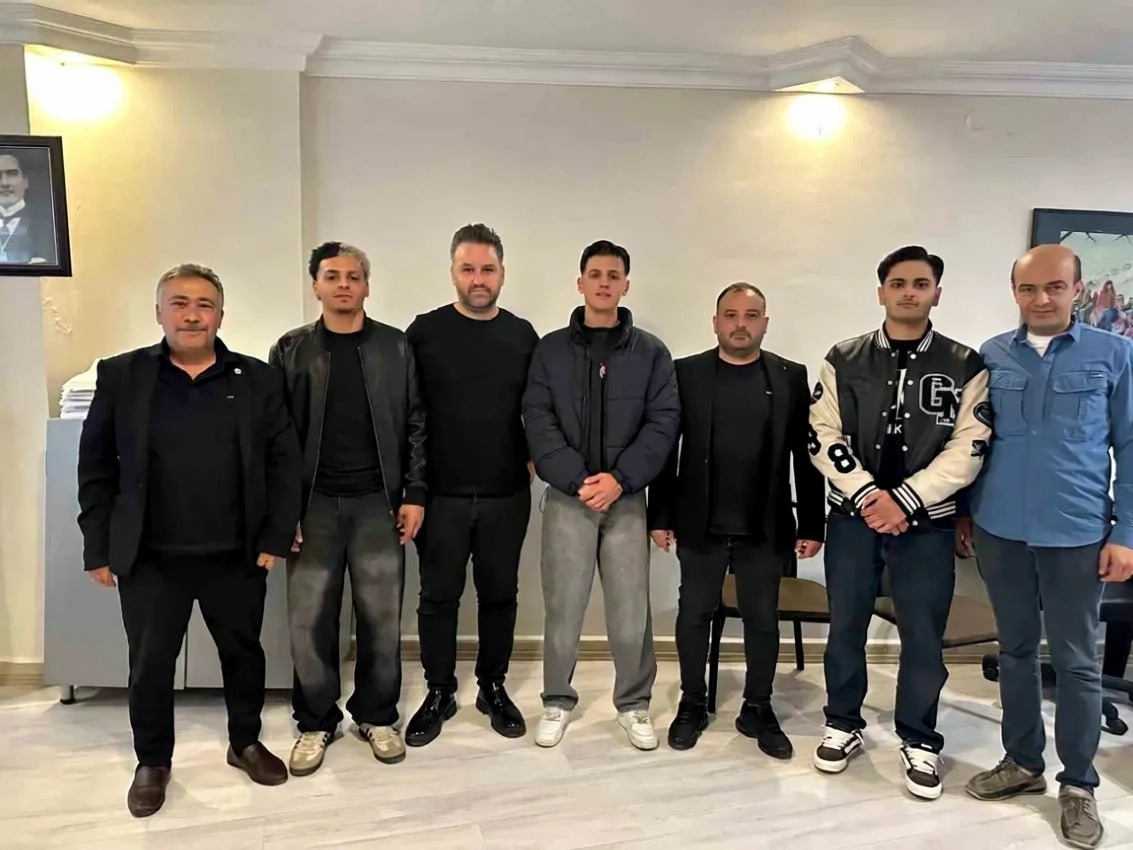 Bilecik'teki 1. Hair Fest yarışmasında dereceye giren kuaförler ödüllendirildi