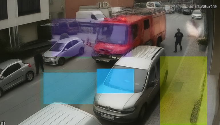 Kağıthane'de yer altı elektrik kablolarında patlama meydana geldi