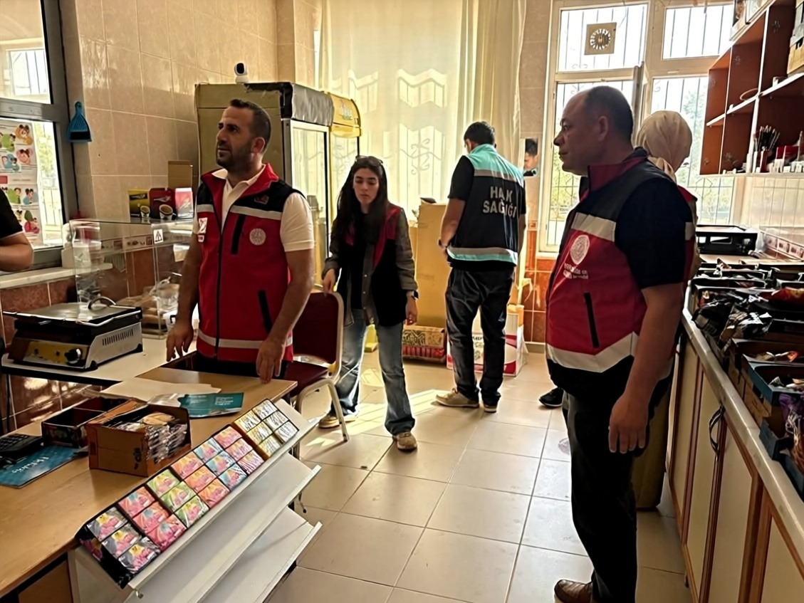 Nurdağı'ndaki okul kantinlerinde hijyen ve gıda güvenliği denetimi yapıldı