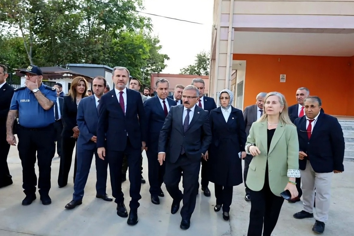 Manisa'daki okul saldırısında ağır yaralanan 3 öğrencinin hayati tehlikesi geçti