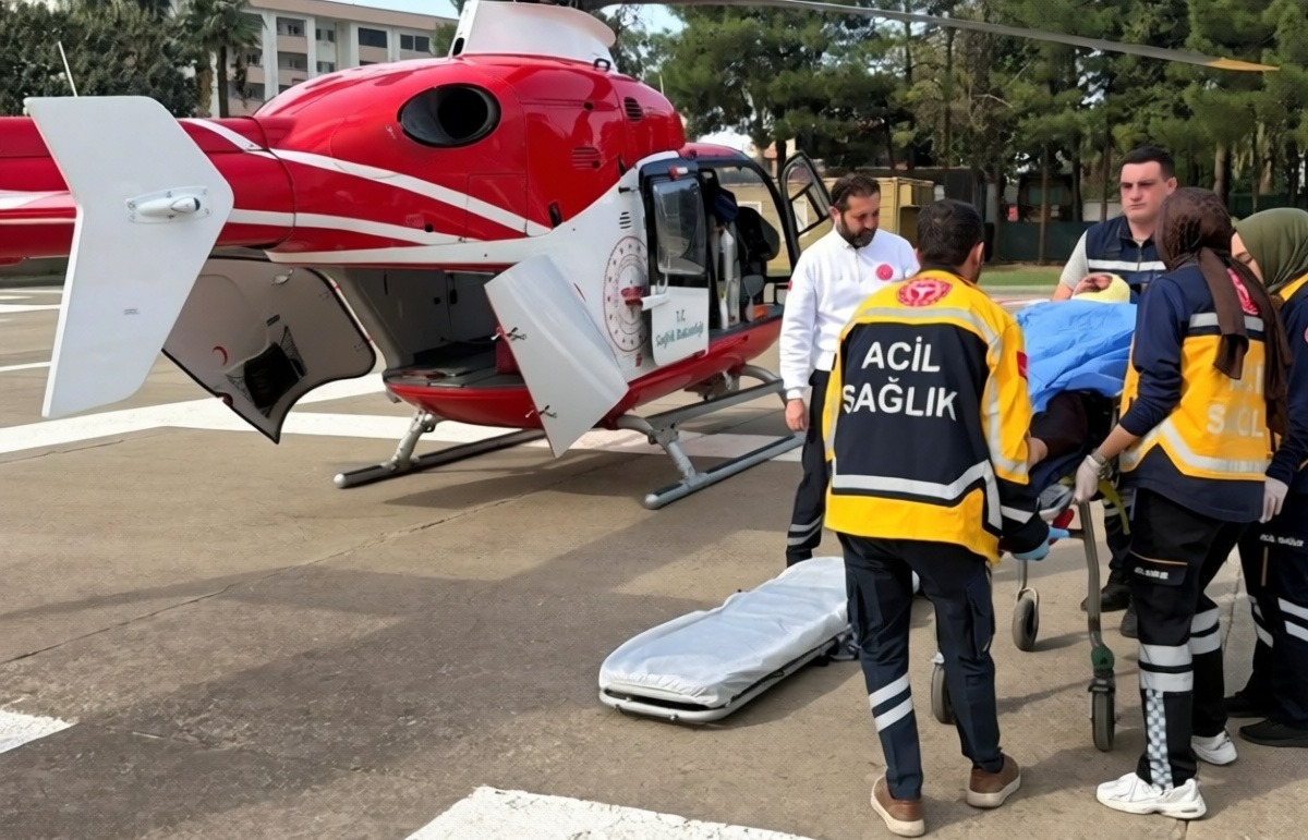 Silopi'de vücudu yanan 56 yaşındaki hasta helikopterle Diyarbakır'a nakledildi