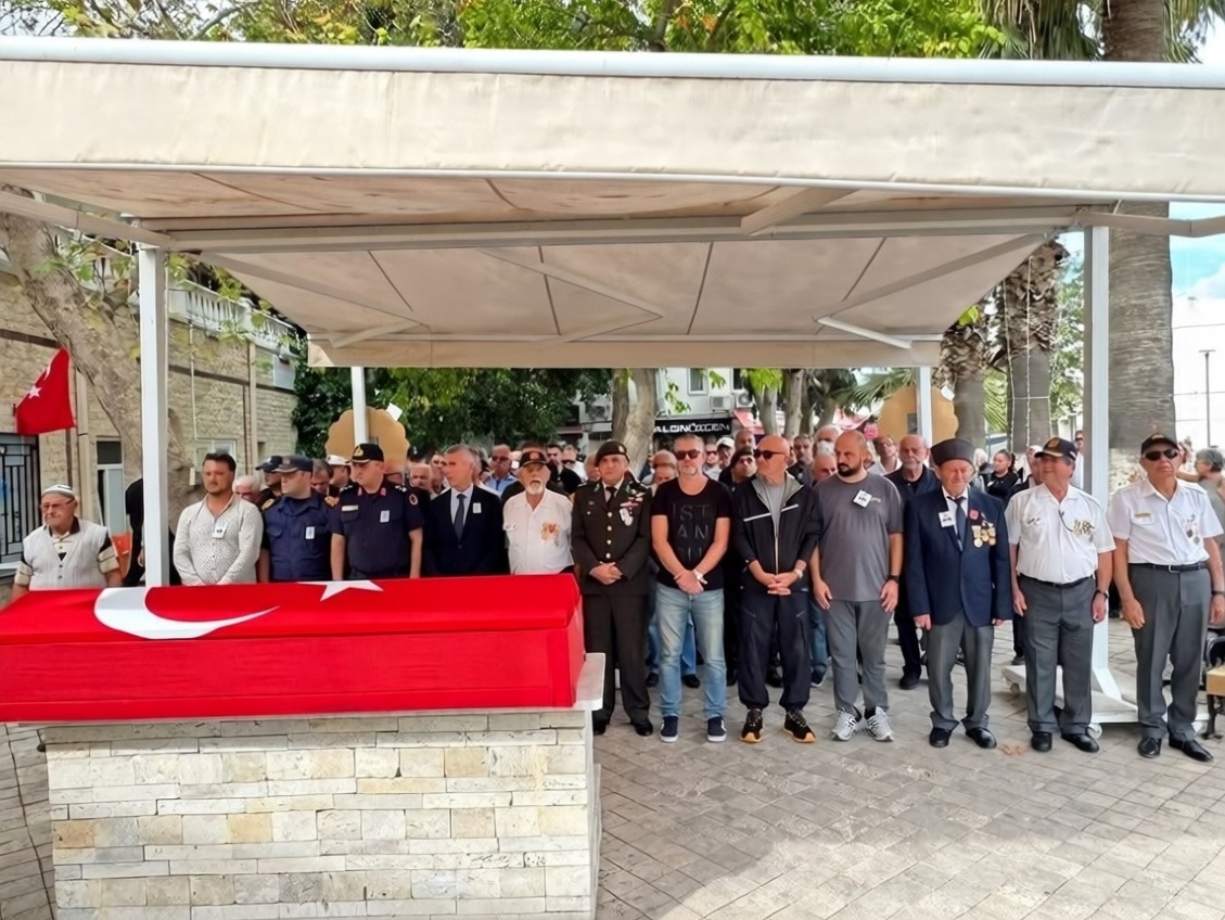 Kıbrıs Gazisi Hüsnü Şengöz Bodrum'da toprağa verildi