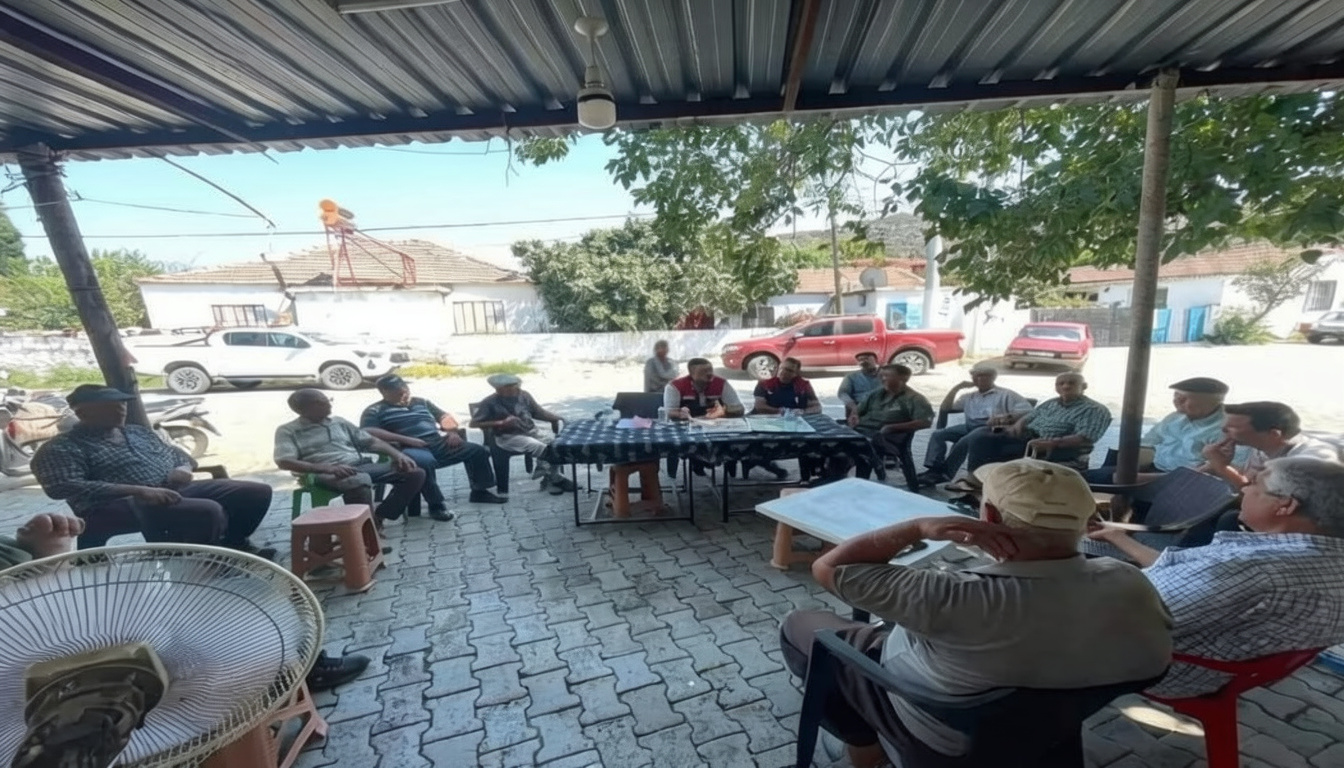 Aydın'da üreticilere orman yangını riski ve tarımsal üretim uyarısı yapıldı