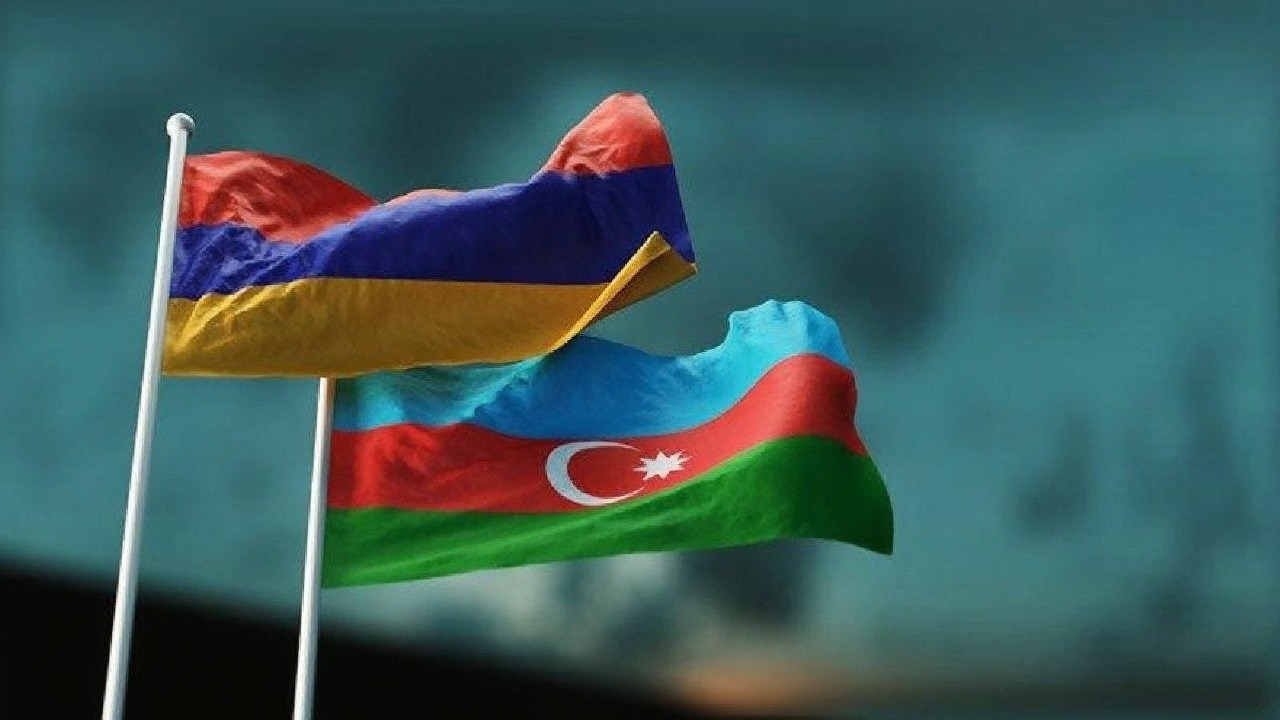 Azerbaycan ve Ermenistan bakanları New York'ta bir araya geldi