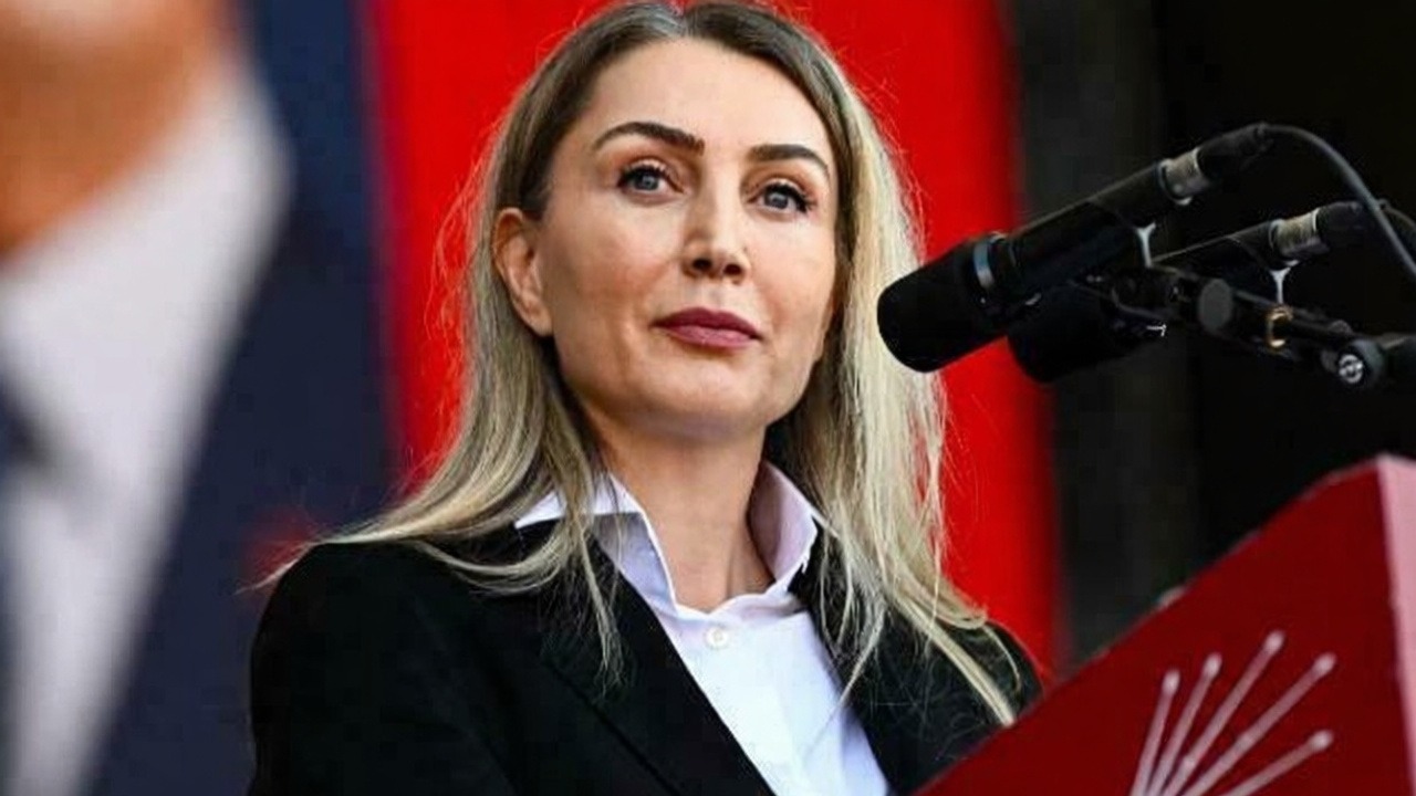 Bakırköy Belediyesi'ne ihale ve ruhsat soruşturması kapsamında operasyon