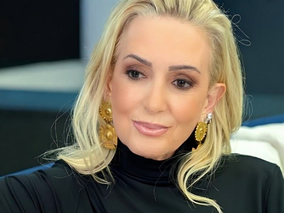Saba Tümer mesajlaşma taktiklerini kullananları eleştirdi
