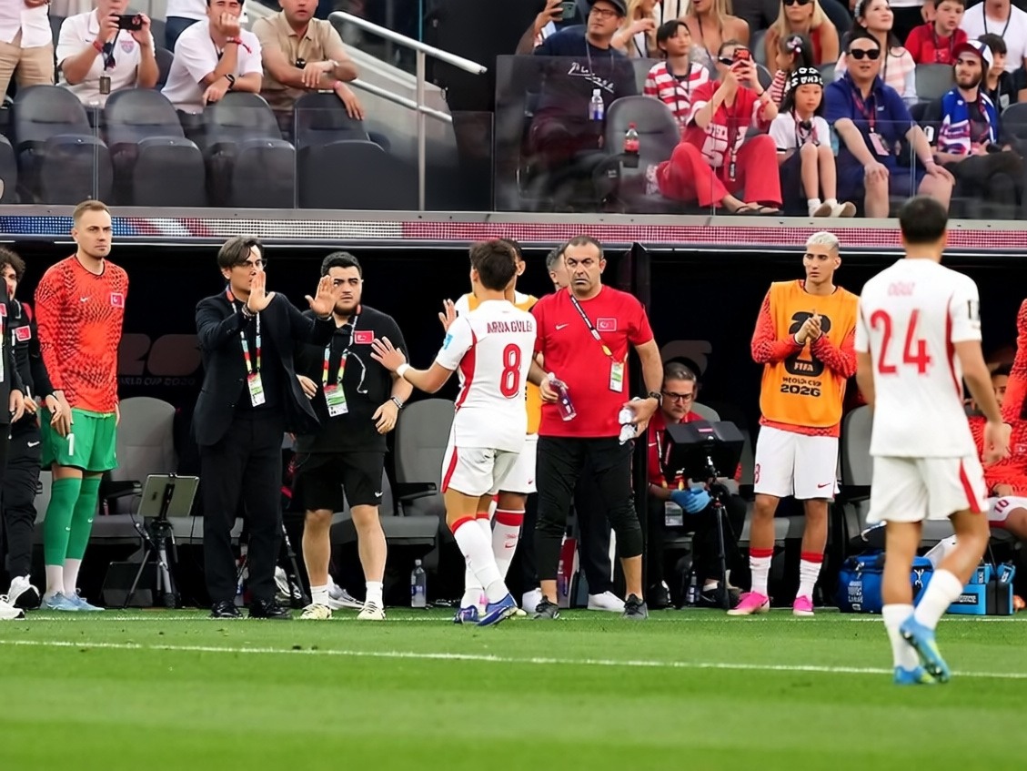 Vincenzo Montella Uluslar Ligi aday kadrosunu açıkladı