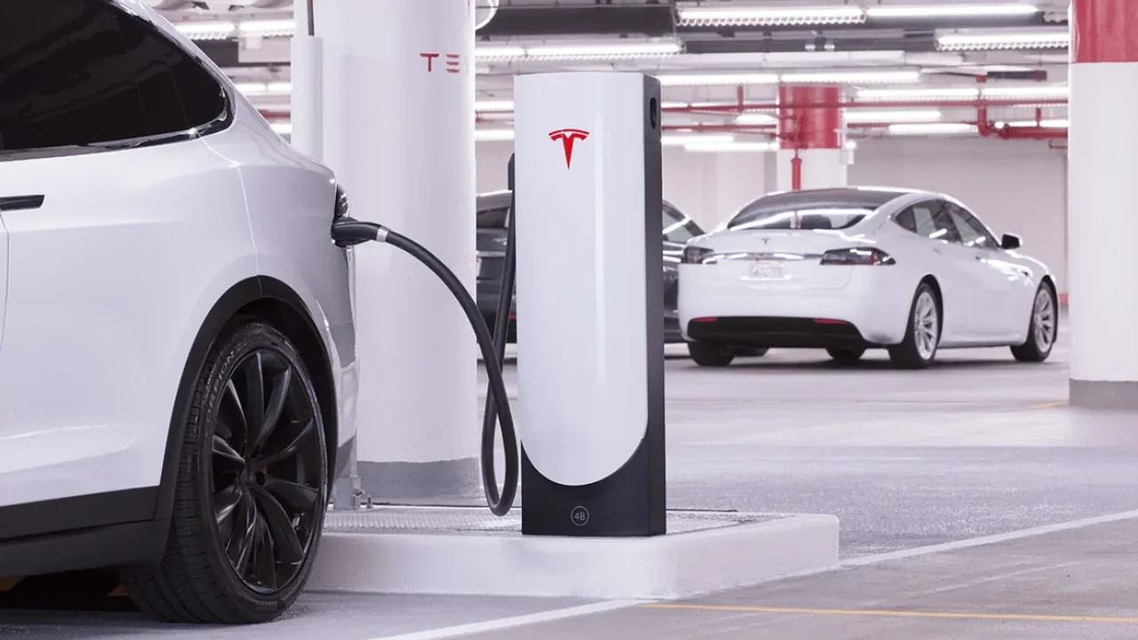 Tesla Bolu merkezde 8 üniteli yeni Supercharger istasyonunu açtı
