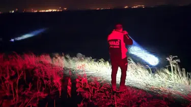 Van Gölü'nde kano devrilmesi sonucu kaybolan kadın balıkçılarca bulundu