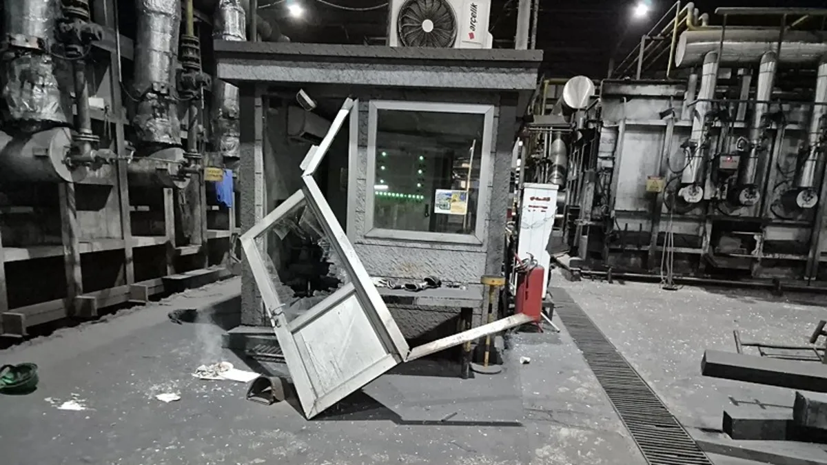 Samsun'da demir çelik fabrikasının kumanda odasında patlama meydana geldi