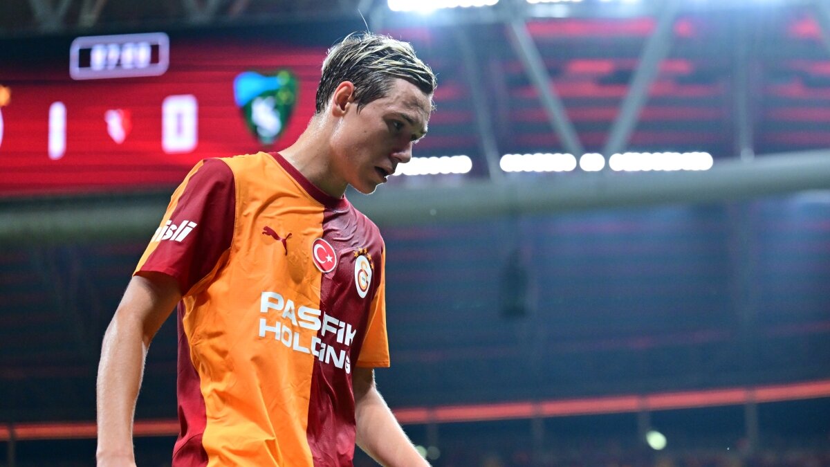 Valeriy Gazzaev'den Galatasaraylı Aleksey Batrakov'a inisiyatif tavsiyesi