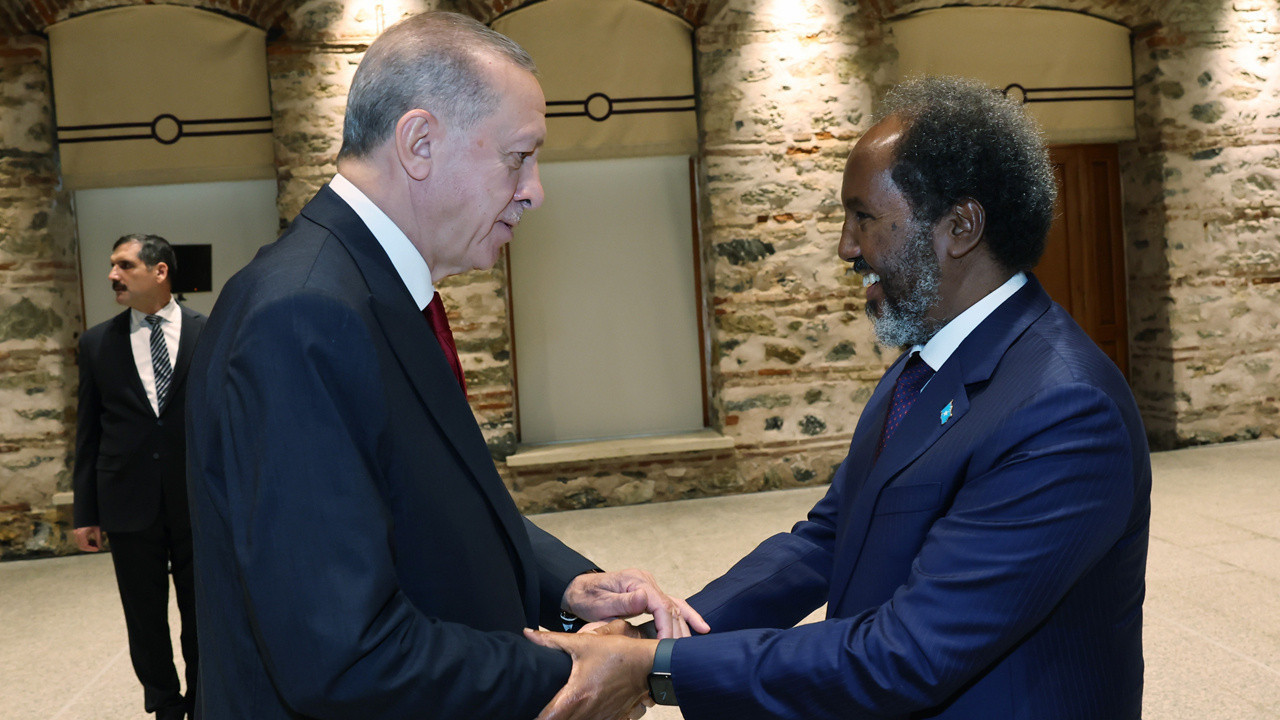 Somali Cumhurbaşkanı Mahmud, Türkiye'nin ülkesindeki yatırımlarını vurguladı