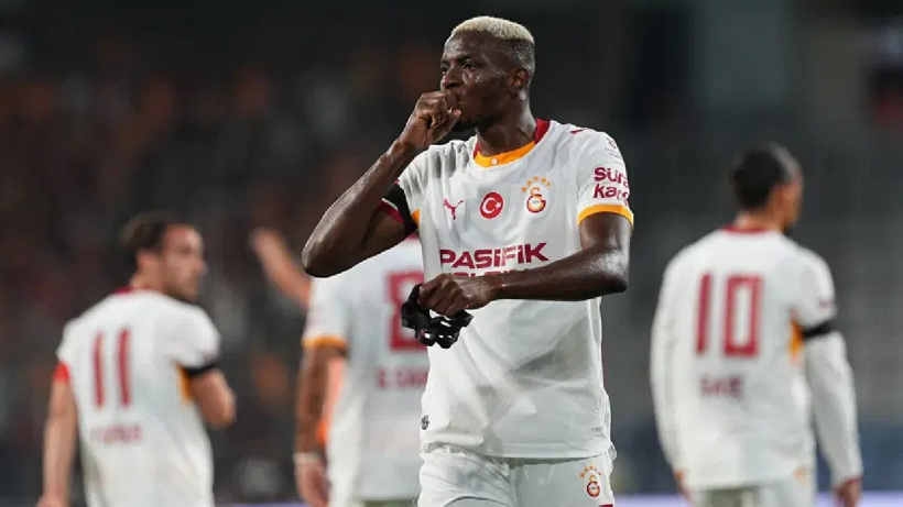 Galatasaray'da Osimhen'in sahalara dönüş tarihi Barcelona maçı olarak belirlendi