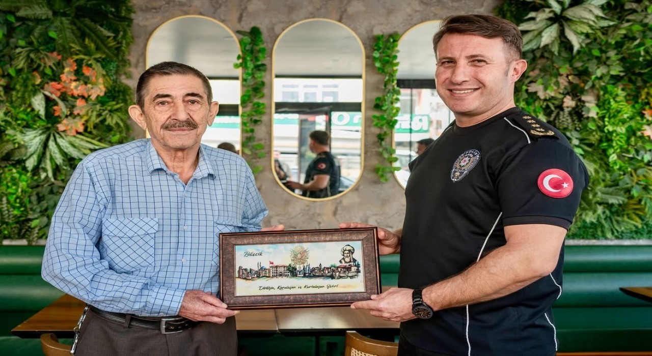 Bilecik Emniyet Müdürü şehit ailesini ziyaret etti