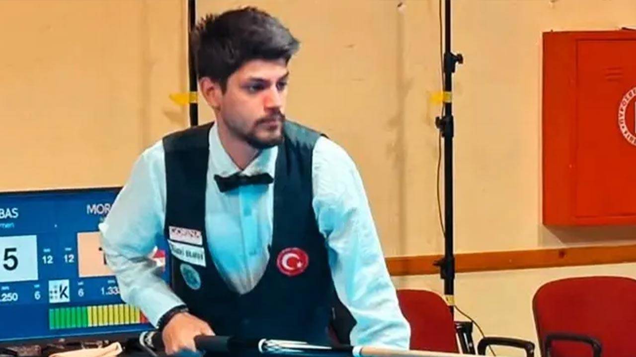 Seymen Özbaş Dünya Gençler 3 Bant Bilardo Şampiyonası'nda bronz madalya aldı