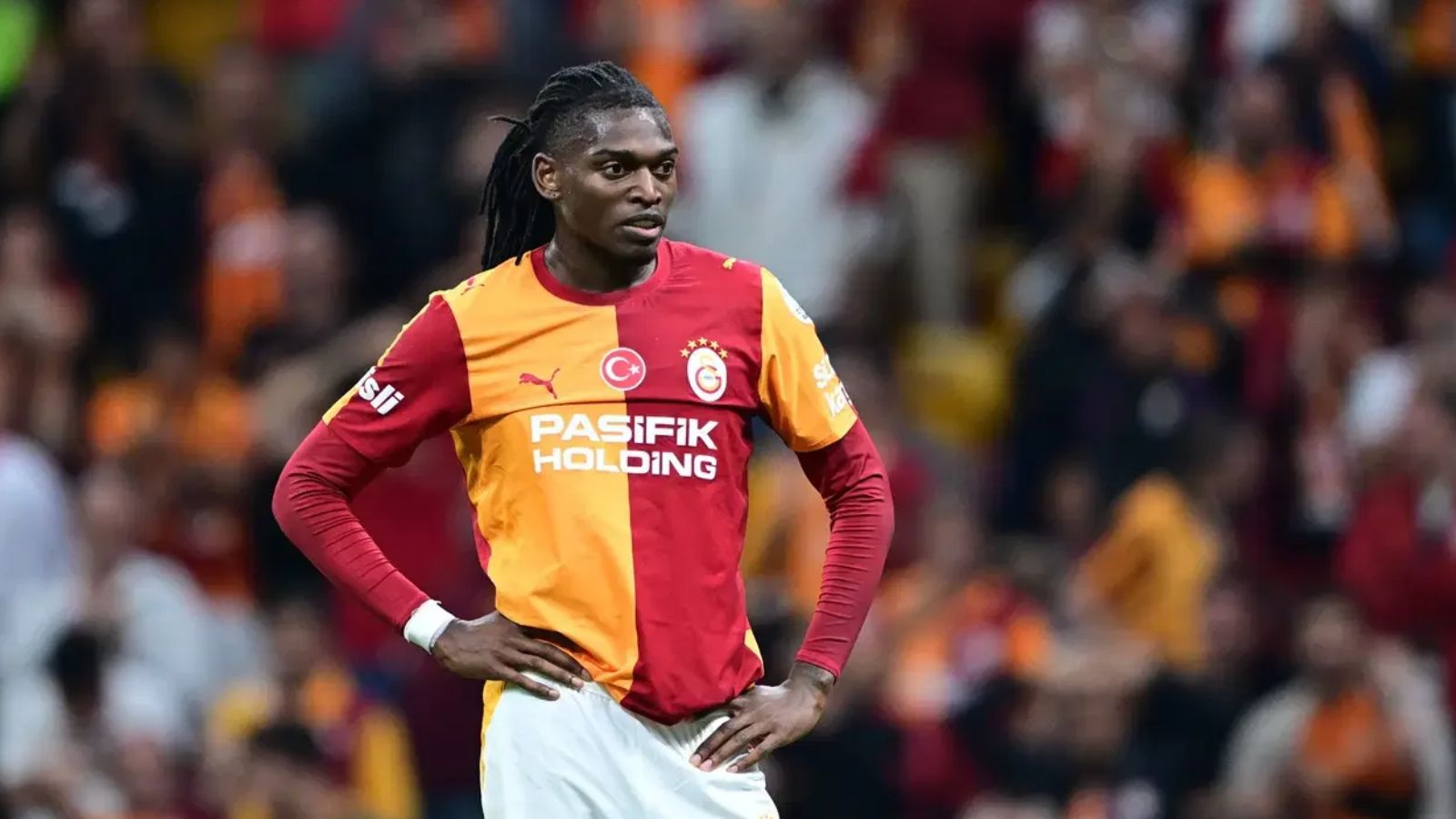 Rafael Leao Fenerbahçe derbisinde forma giyemeyecek