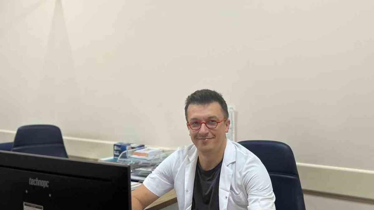 Korkuteli Devlet Hastanesi'nde 4 yeni uzman doktor göreve başladı