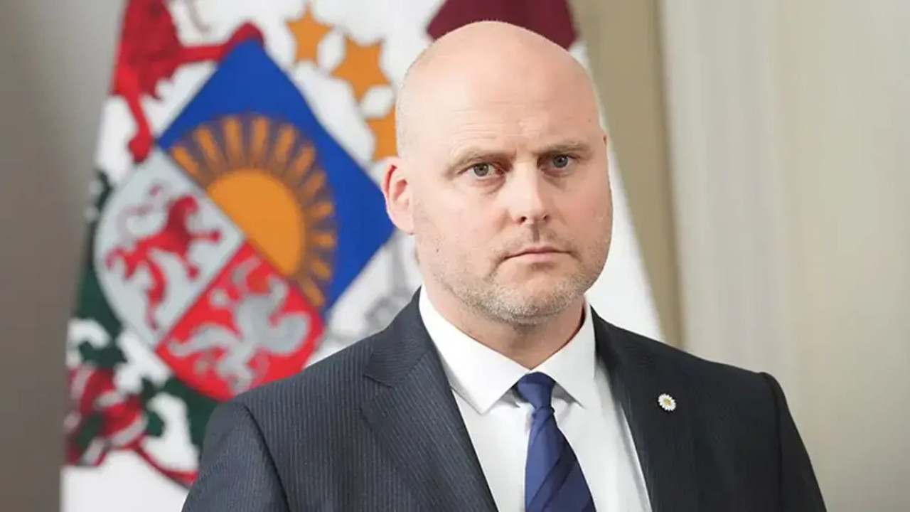 Letonya seçimlerini Başbakan Kulbergs liderliğindeki Birleşik Liste kazandı