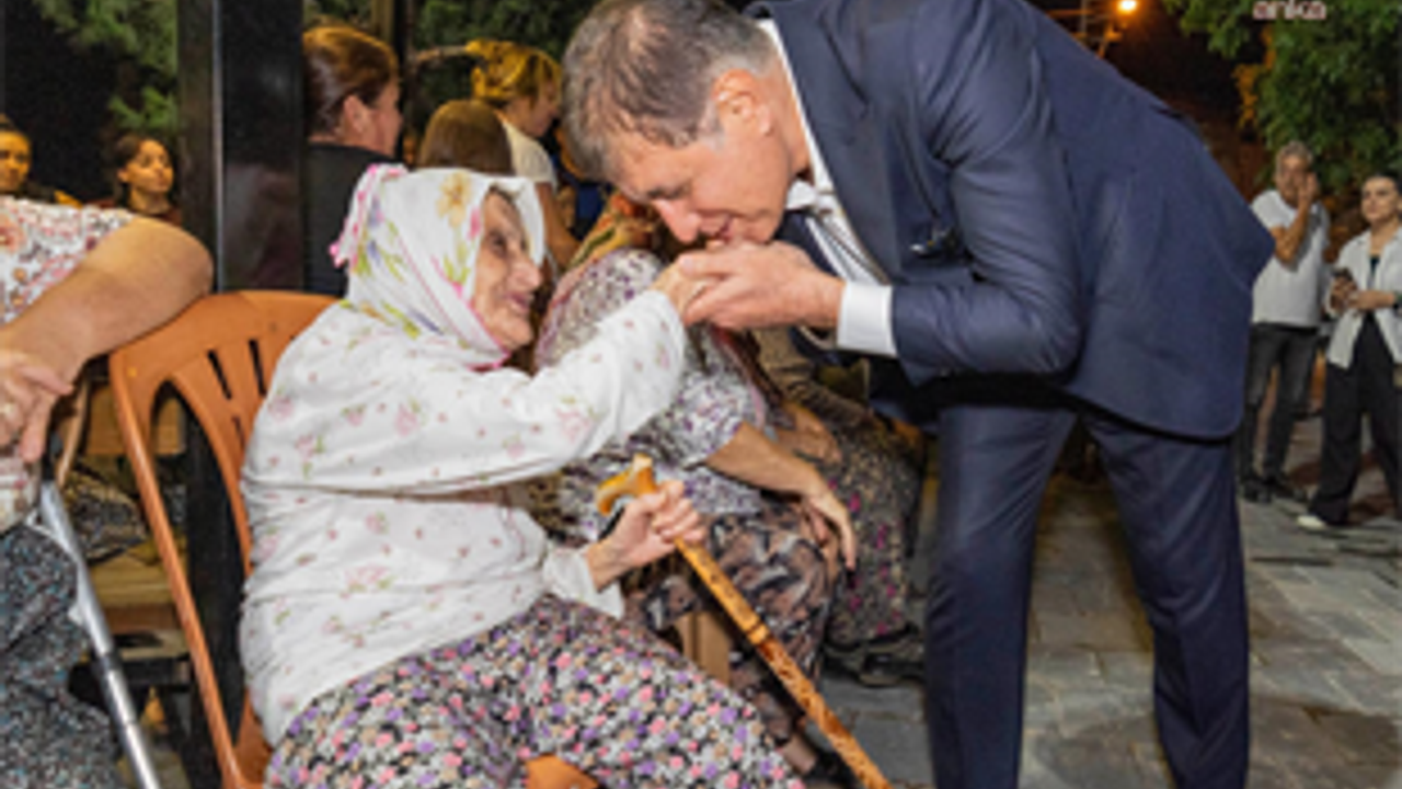İzmir Büyükşehir Belediye Başkanı Tugay, Beydağlı kadınlara kooperatifleşme çağrısı yaptı