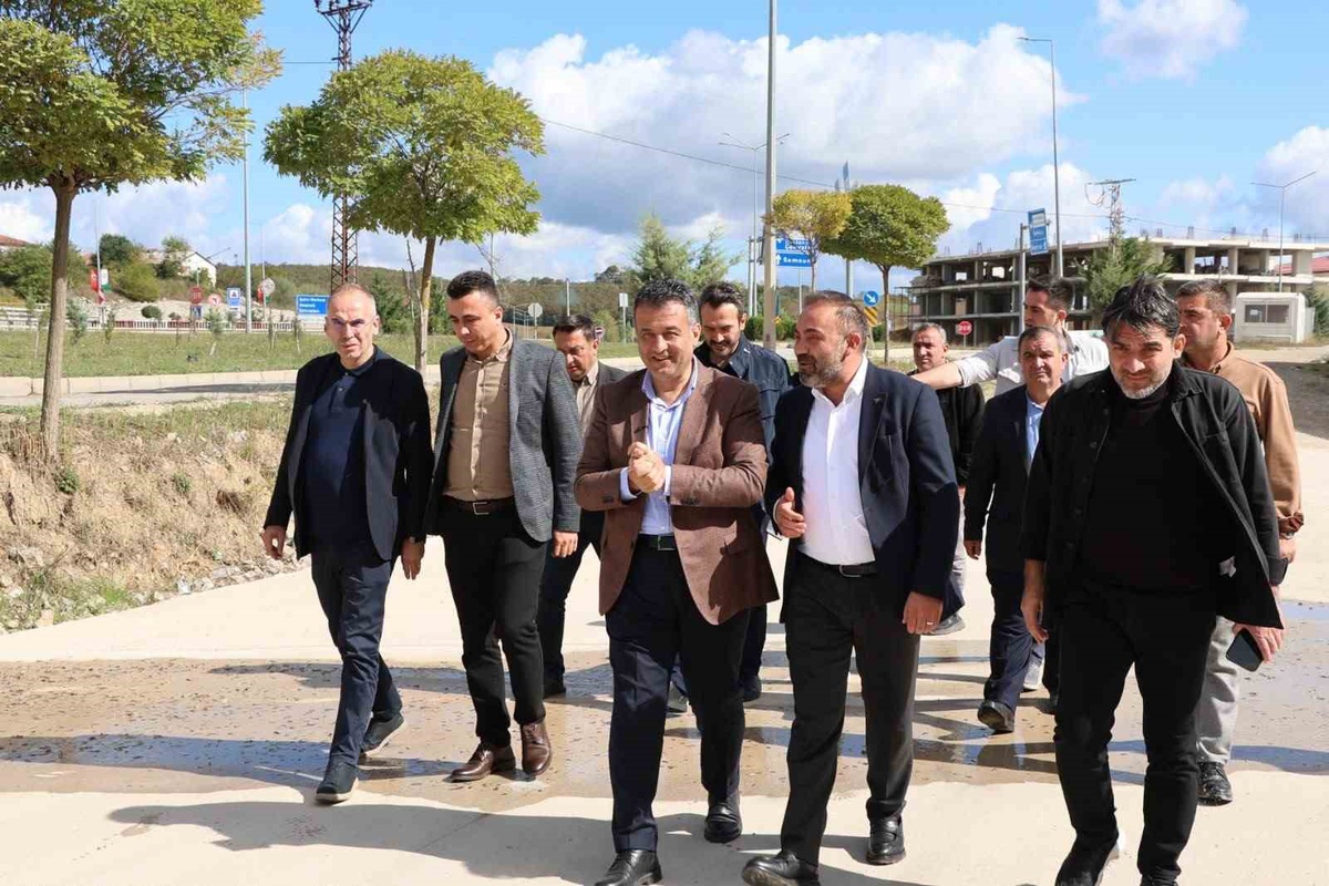 Samsun Büyükşehir Belediye Başkanı Halit Doğan Kavak'taki yatırımları inceledi