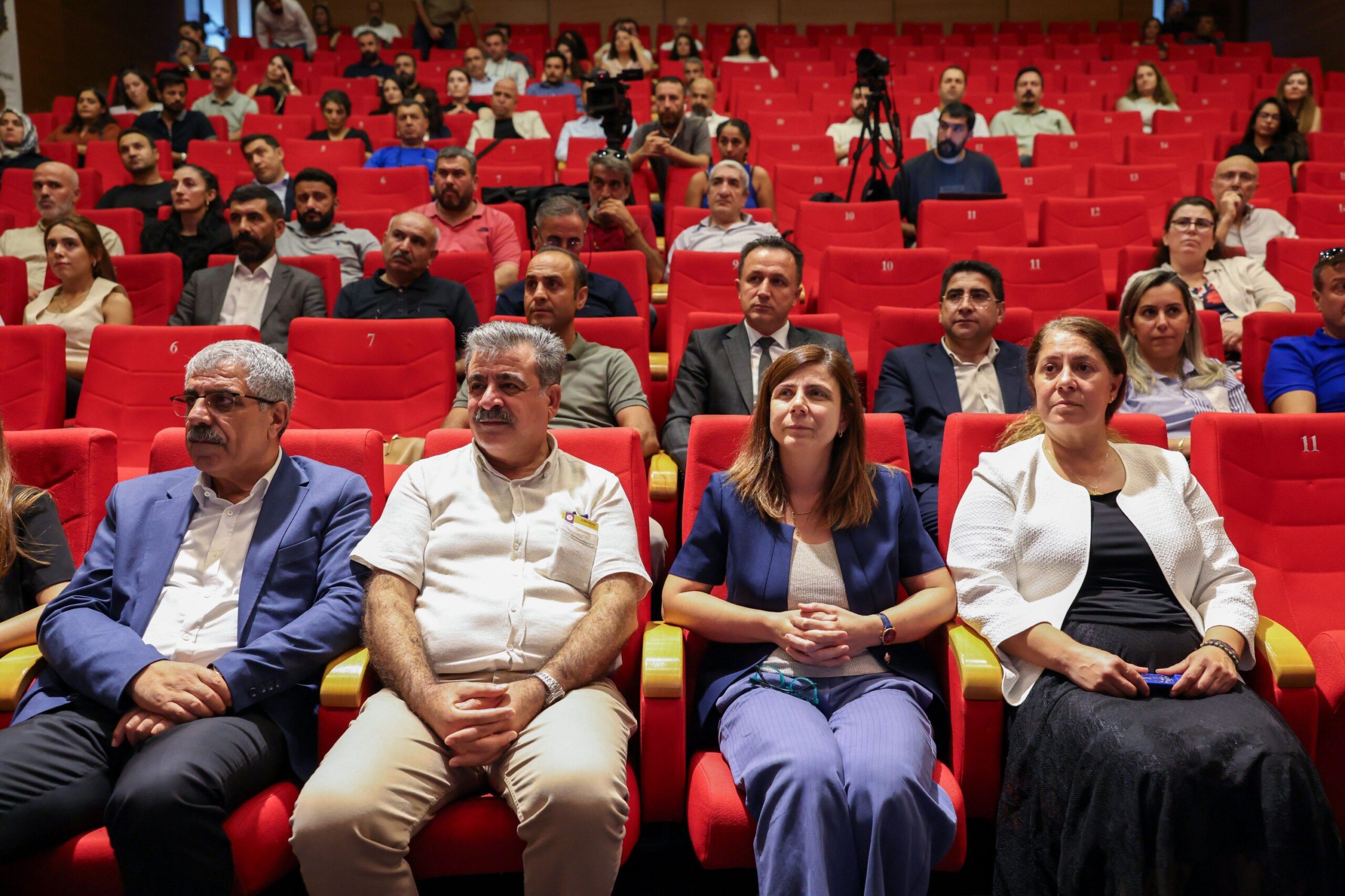 Diyarbakır Büyükşehir Eşbaşkanı Bucak'tan UNESCO mirası için eylem planı çağrısı