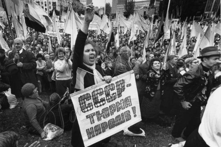 Ukrayna bağımsızlığının 35. yıl dönümünü kutluyor