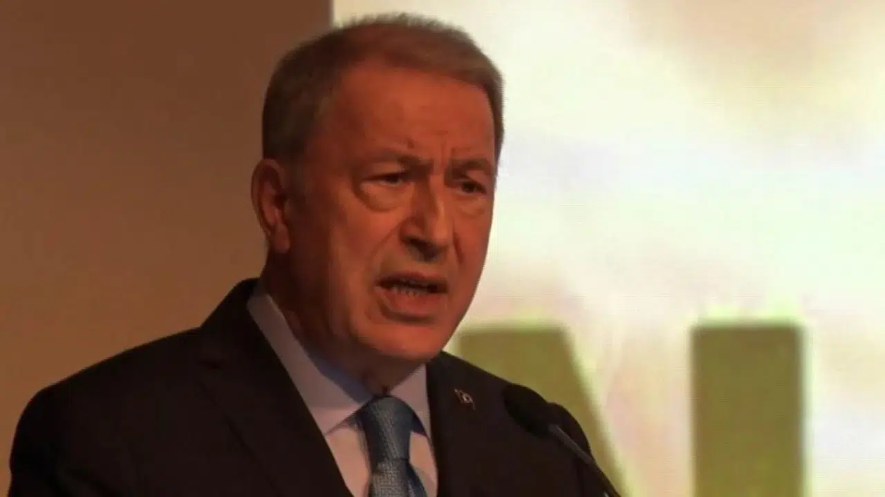 Hulusi Akar terörle mücadelede taviz ve pazarlık yapılmayacağını açıkladı