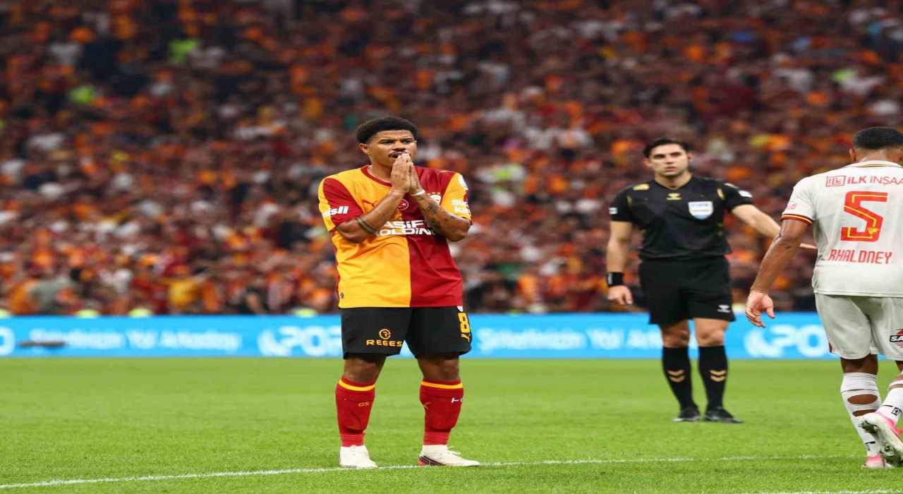 Gabriel Sara Göztepe maçında sezonun ilk golünü attı
