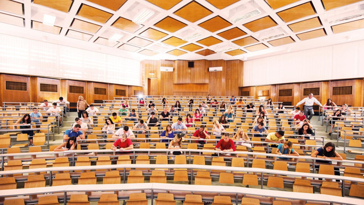 Sınavsız ikinci üniversite kayıtları ekim ayında sona eriyor