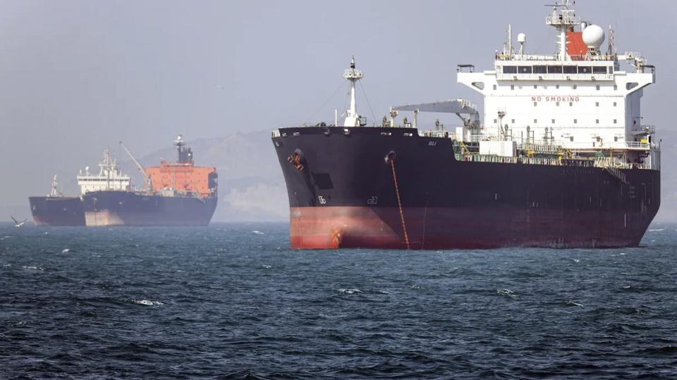 Irak Petrol Bakanı Hürmüz Boğazı'ndan çıkan tankerlerin çoğunun Irak petrolü taşıdığını