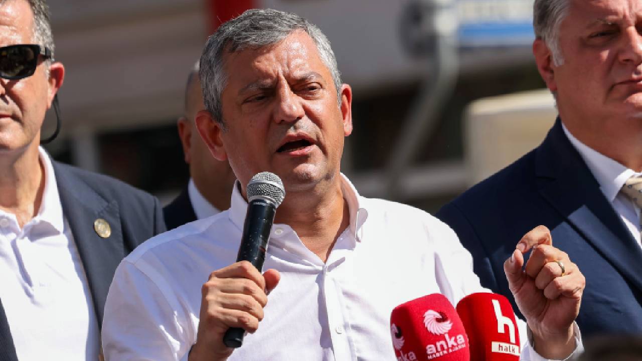 Özgür Özel, Mansur Yavaş'ın cumhurbaşkanlığı adaylığını önemli seçenek olarak nitelendirdi