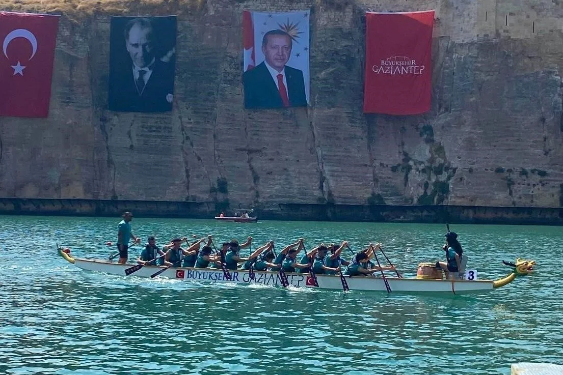 Samsunlu sporcular Dragon Bot Türkiye Şampiyonası'nda üç kupa ile döndü