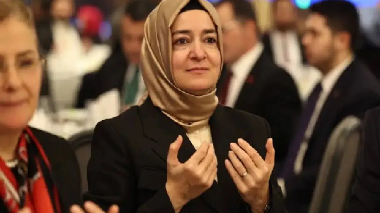 Fatma Betül Sayan Kaya ve eşi yatırımlarının kazancını TMSF'ye aktardı