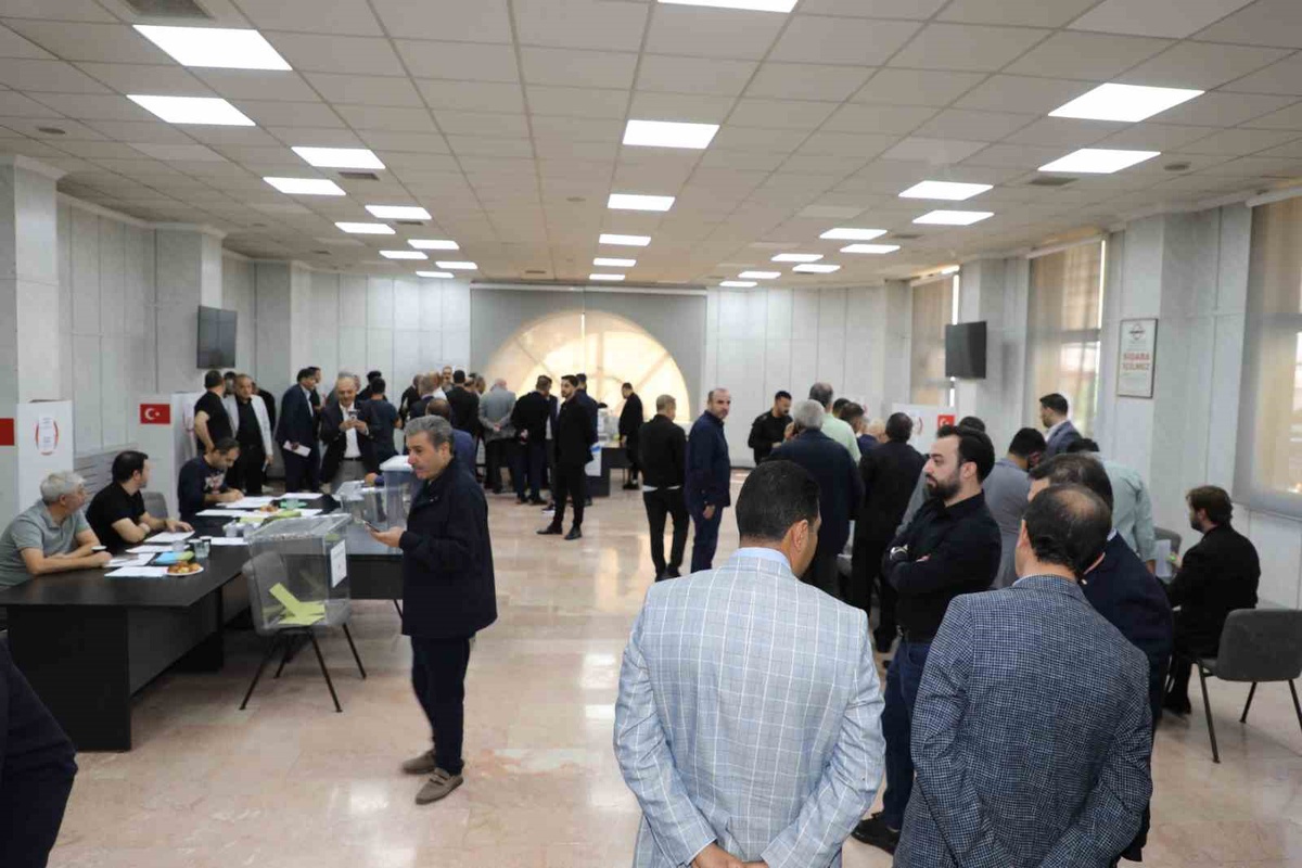 Gaziantep Ticaret Borsası'nda meslek komiteleri ve meclis seçimleri başladı
