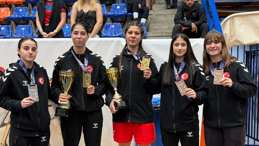 Türkiye Yıldızlar Avrupa Boks Şampiyonası'nı 6 madalyayla tamamladı