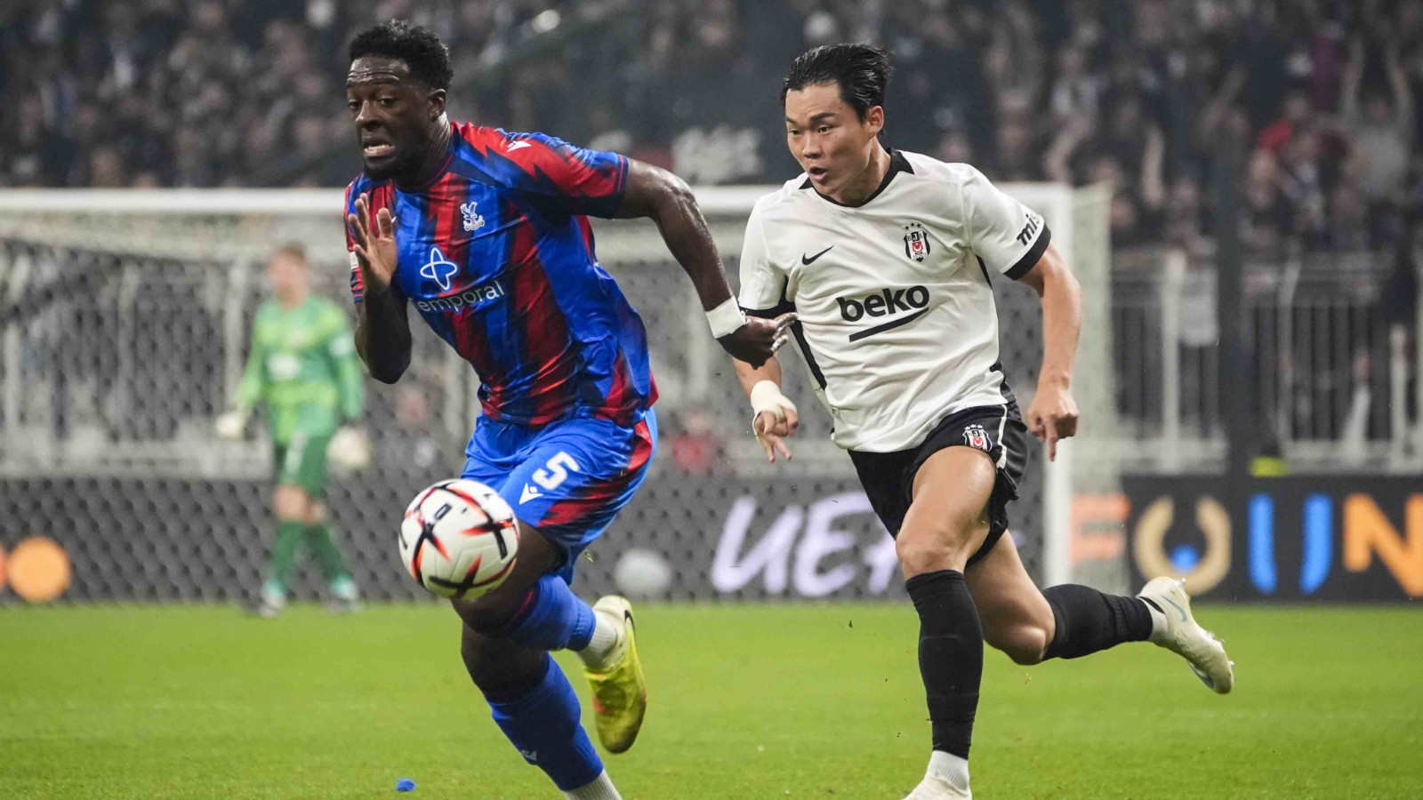 Beşiktaş ve Crystal Palace UEFA Avrupa Ligi'nde 2-2 berabere kaldı