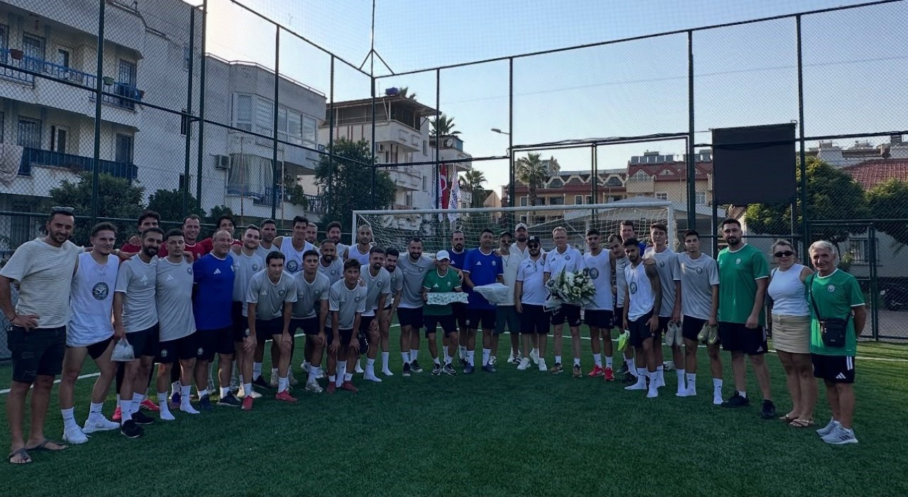 Marmaris Belediyespor yeni sezon hazırlıklarına ilk antrenmanla başladı
