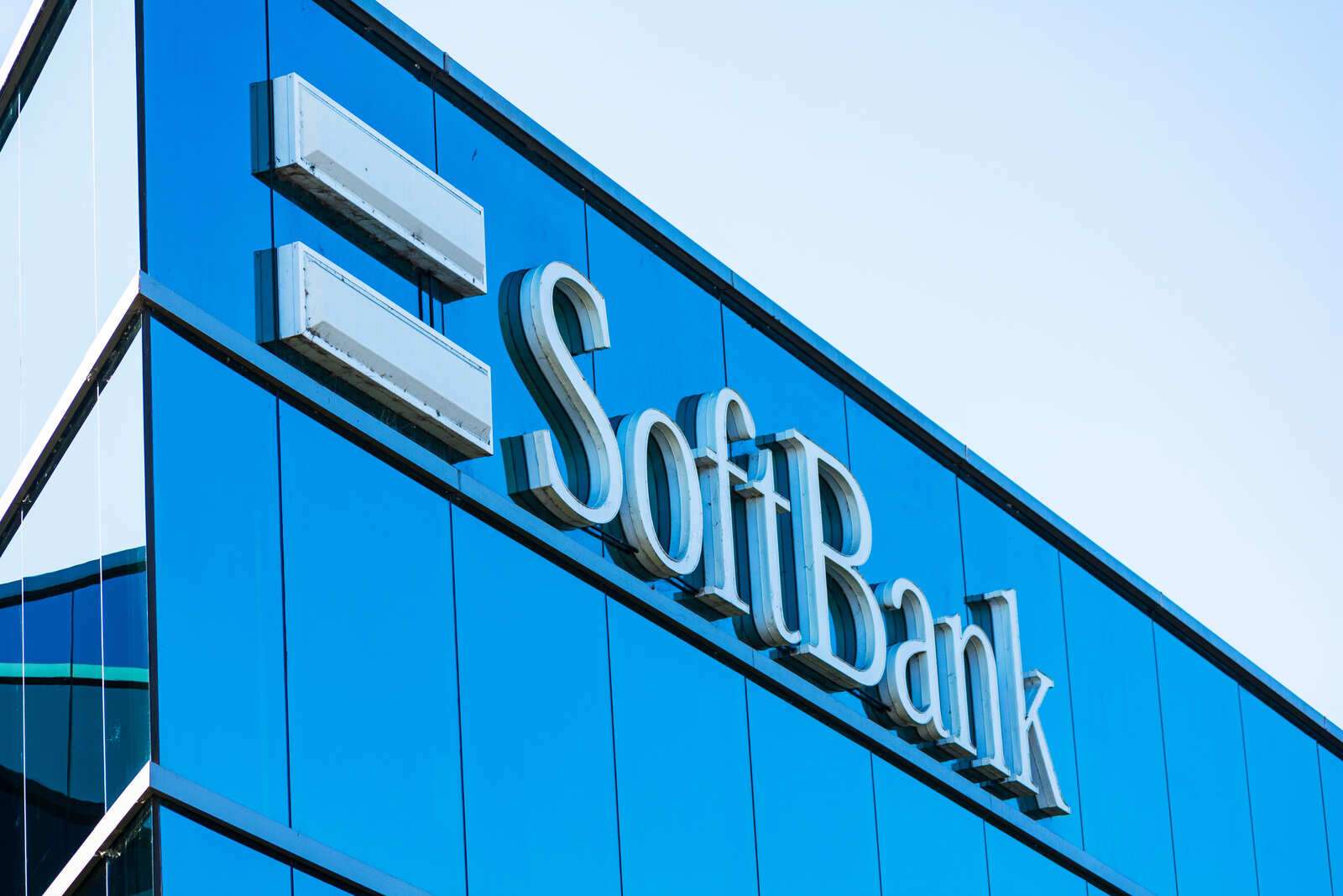 SoftBank OpenAI yatırımı için 20 milyar dolara kadar tahvil ihracı planlıyor