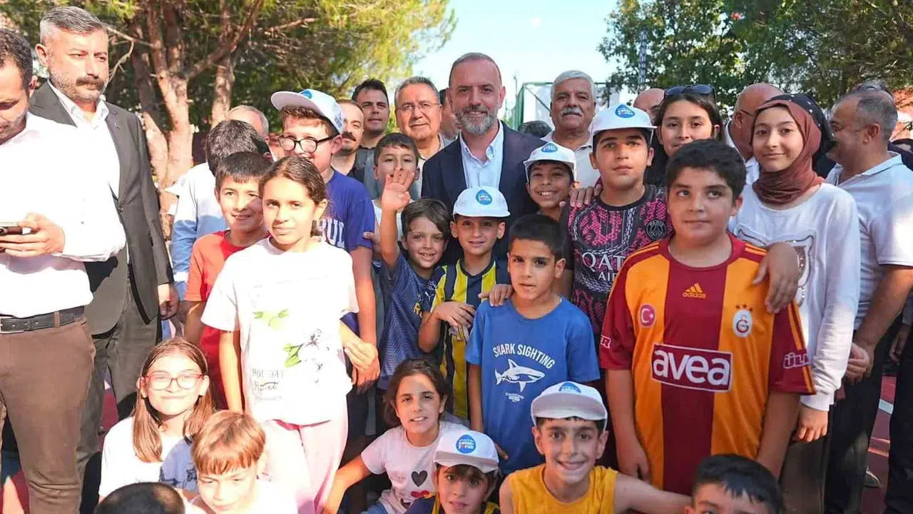 Sancaktepe'de Sarıgazi Korupark düzenlenen törenle hizmete açıldı